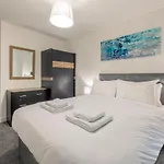 2Bed Homely Hideout In City Centre