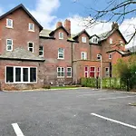Free Parking - Spacious 2-Br Close To Salford Royal