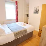 3X Parking Opposite Park Walk To Salford Uni Pass The Keys