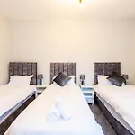 Benoit Apartments