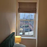 Apartment 20 Min Walk From Manchester City Centre