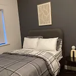 Luxury 1-Bedroom Apartment