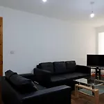Luxury Old Trafford Apartment