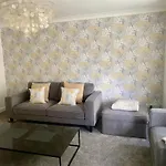 Cosy 4Br Home In Prestwich With Free Parking