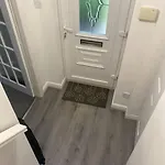 Cosy 4Br Home In Prestwich With Free Parking