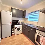 Charming One Room Shared Flat Near City Centre By Etihad Stadium Coop