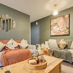 Etihad Campus-Contractor Stays