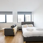 Stylish Studio Flat- 9 Min Walk To Man Utd Stadium
