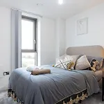 2 Bedroom Apartment In Manchester