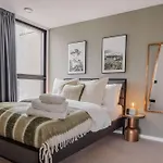 Midori Suite 2Br City Views