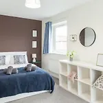 Exquisite 4 Bedroom 2 Bath Parking Etihad Stadium