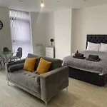 North Hill Apartments