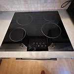Cosy, Central 2 Bed Flat Parking