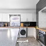 Modern 5-Bed Haven Near Manchester City Centre