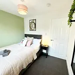 Kozy Salford 4Br 9Ppl 5 Mins To City Centre