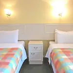 Lansdowne Hotel