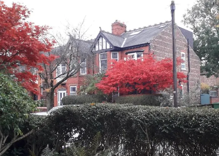 Bird Song Guest House Old Trafford