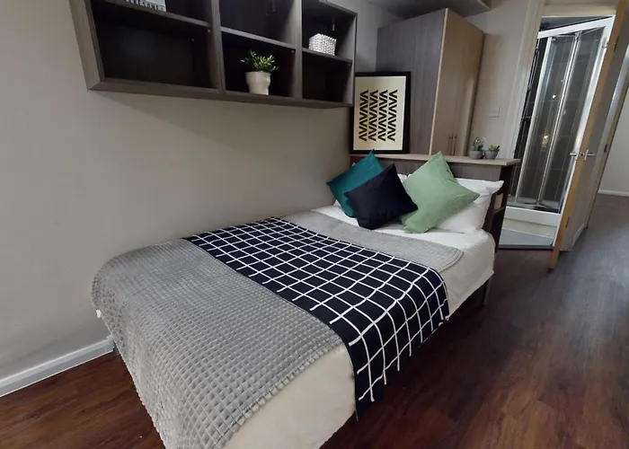 For Students Only Cosy Private Bedrooms At Lambert House In Manchester