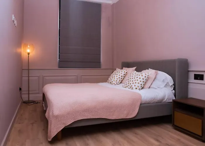 Luxurious Stunning 2Bedroom Apartment