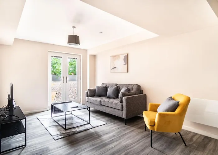 Bright & Stylish 2 Bed Apartment In Manchester