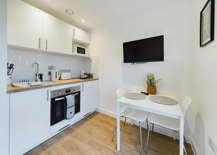 Stylish 1Br In Cheltenham Place