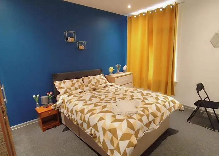 Double-Bedroom In The Heart Of Eccles Manchester Perfect For Short Stays