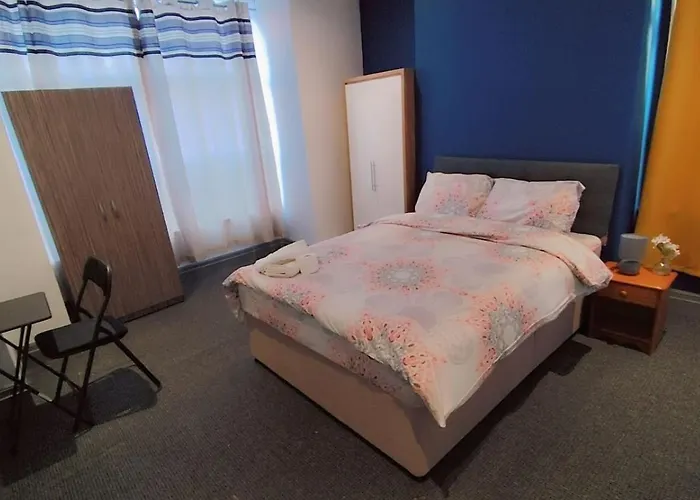 Double-Bedroom In The Heart Of Eccles Manchester Perfect For Short Stays
