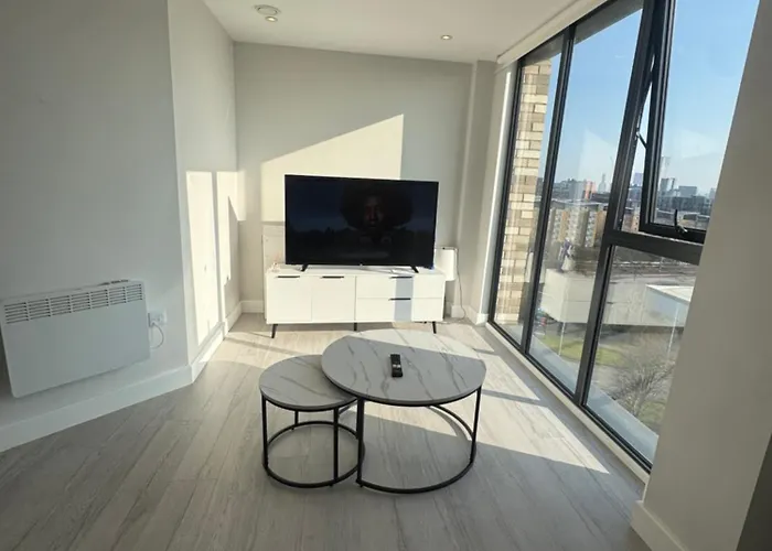 Luxury 2 Bedrooms