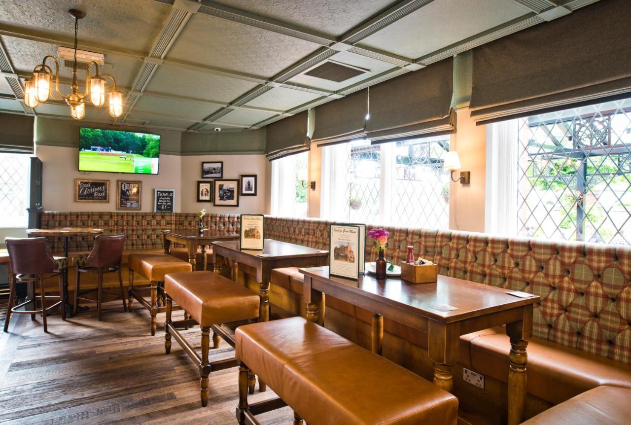 Bowling Inn *