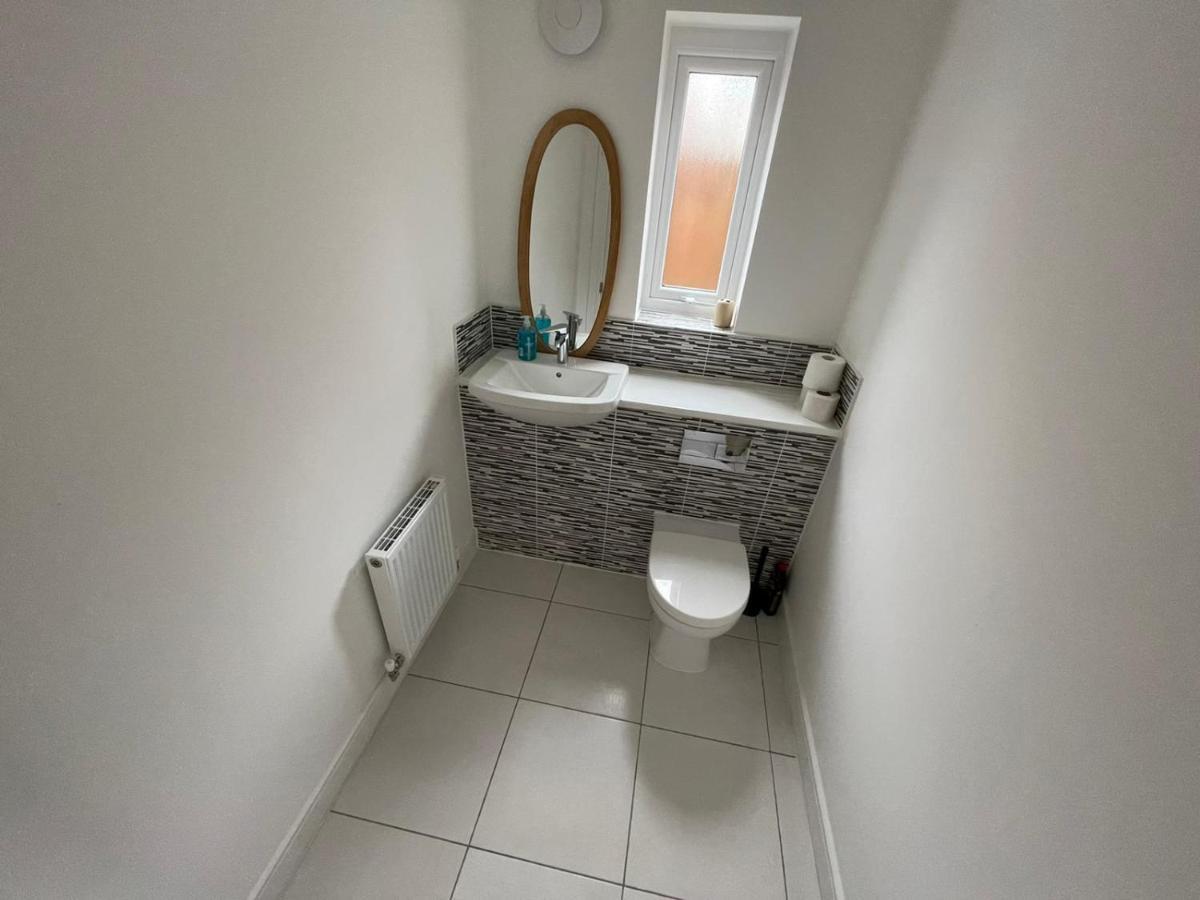 Guest house Modern With Huge Bed - Walk To Centre! *