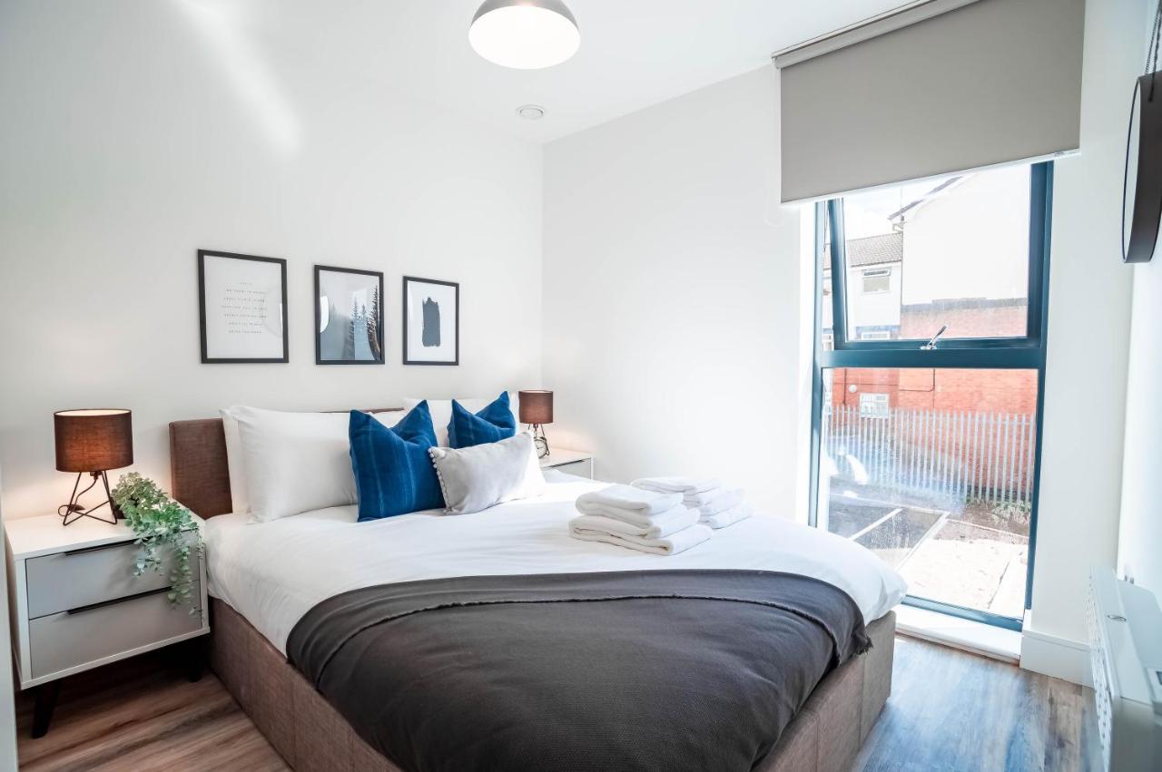 Luxe Interchange Near Old Trafford - Media - The Quays * Manchester
