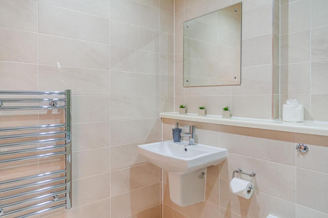 Apartment Hallsphere - Stunning Salford Quays