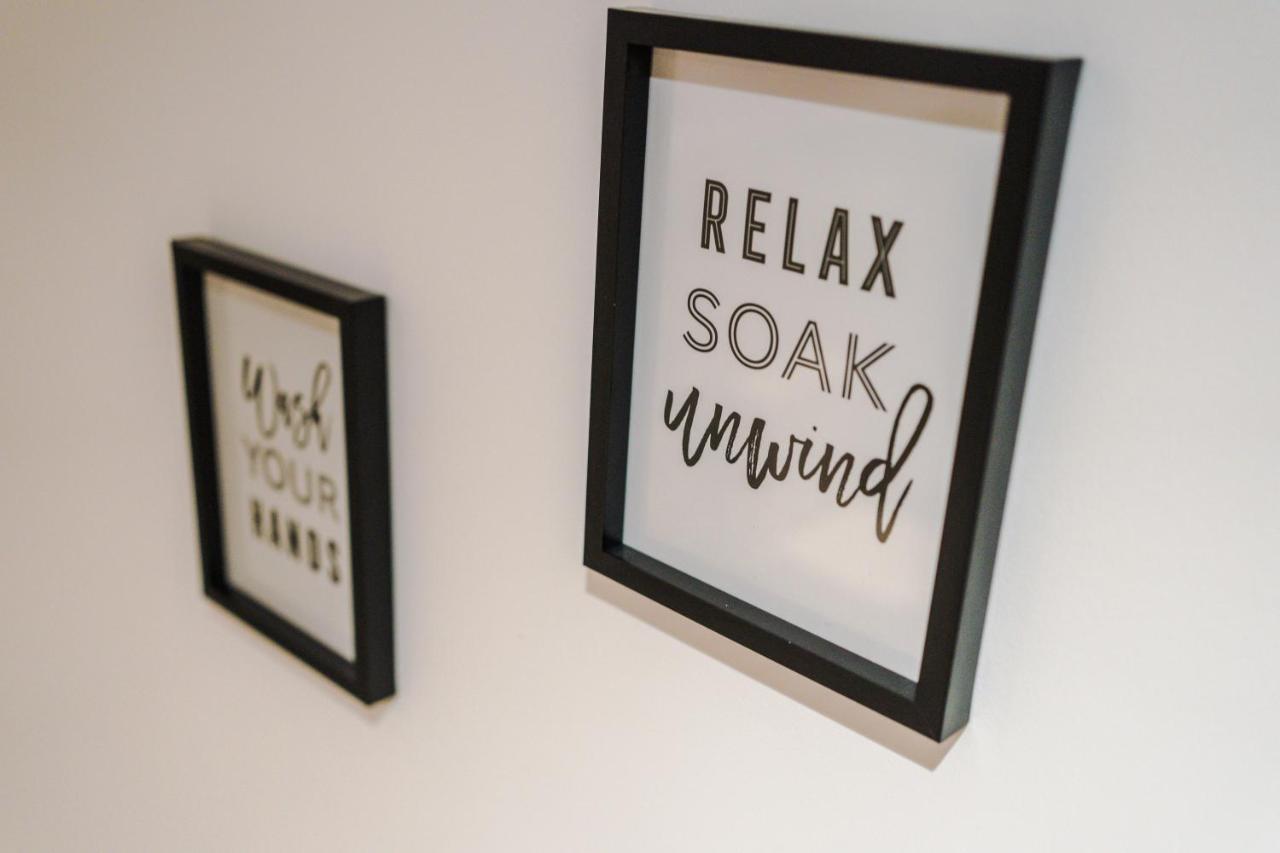 Rest & Recharge At The Station Apartment