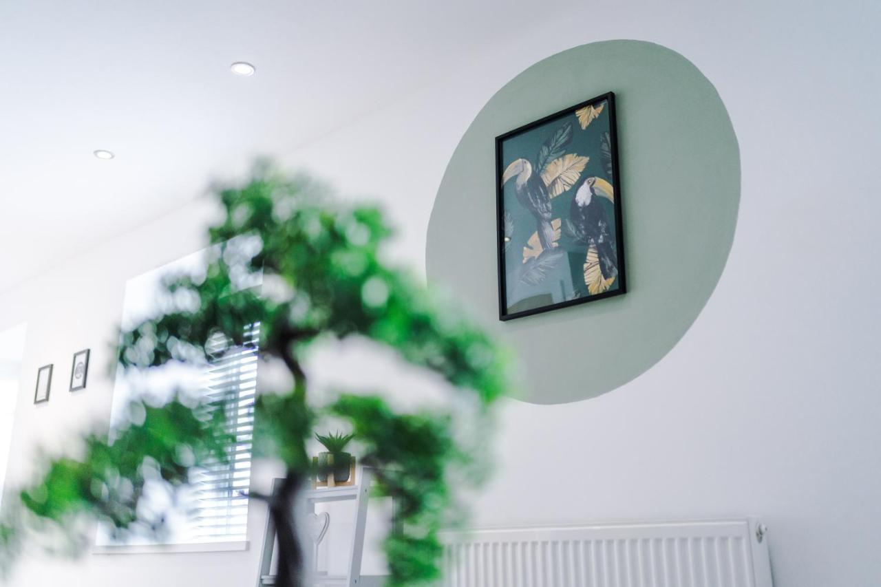 Rest & Recharge At The Station Apartment Manchester