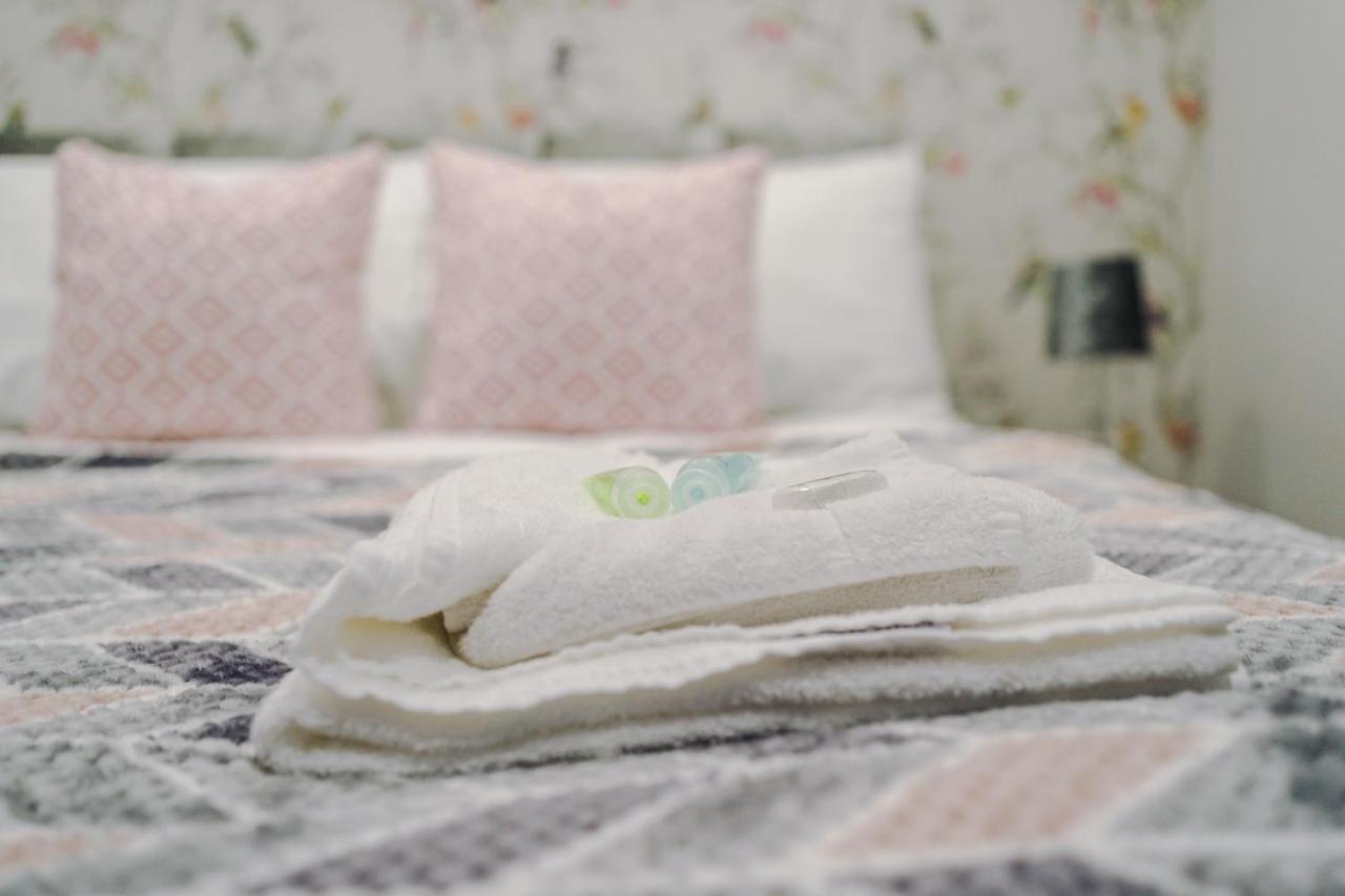Rest & Recharge At The Station Apartment *