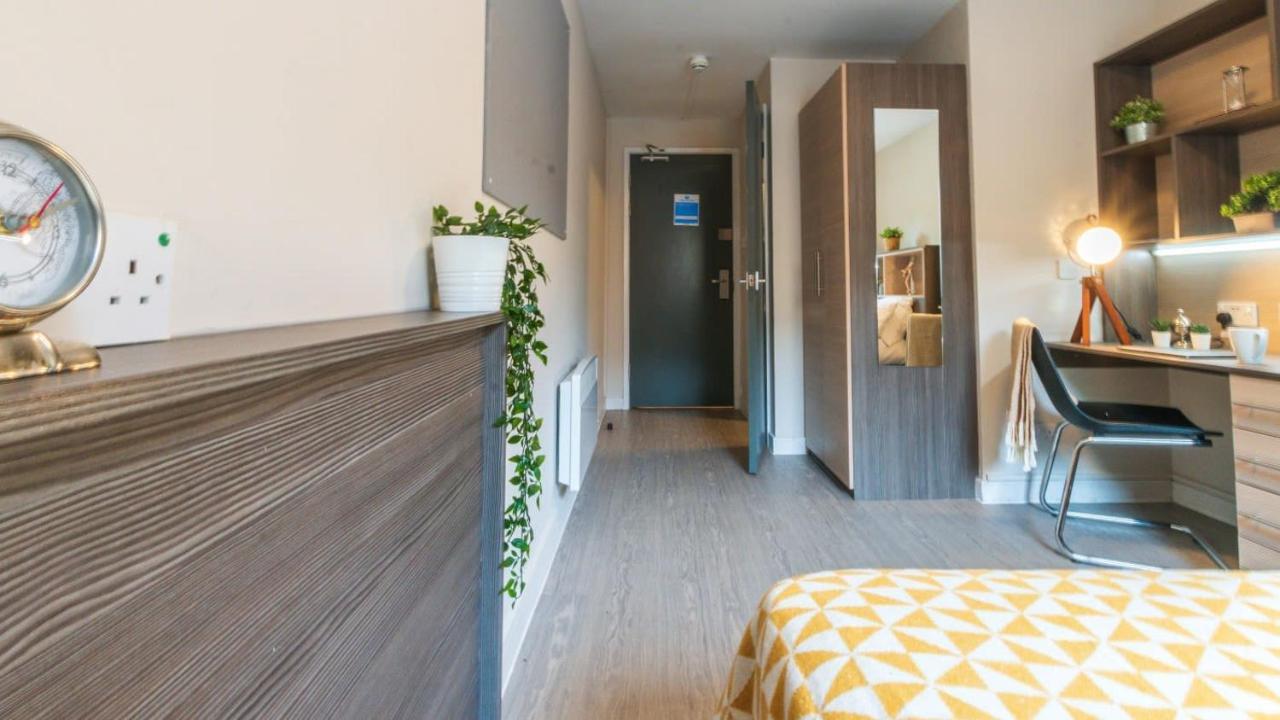 Apartment Homely Private Bedrooms At Oxford Court In *