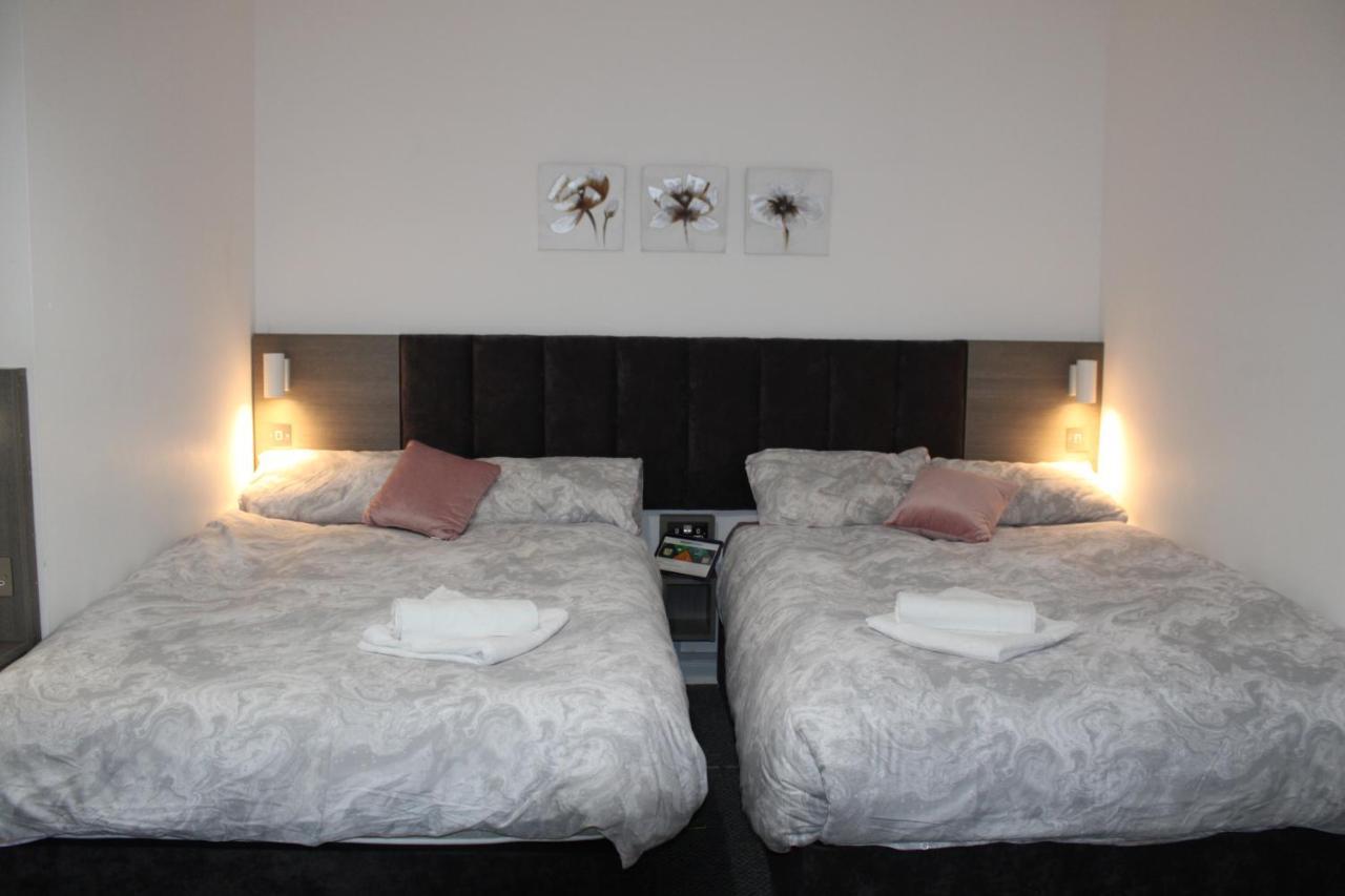 Lovely, Spacious 3 Bed House Close To Centre Holiday home Manchester