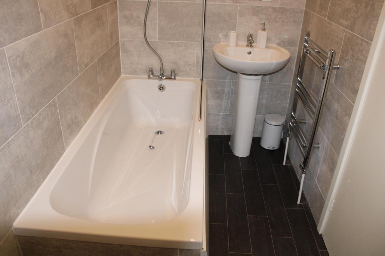 Holiday home Lovely, Spacious 3 Bed House Close To Centre Manchester