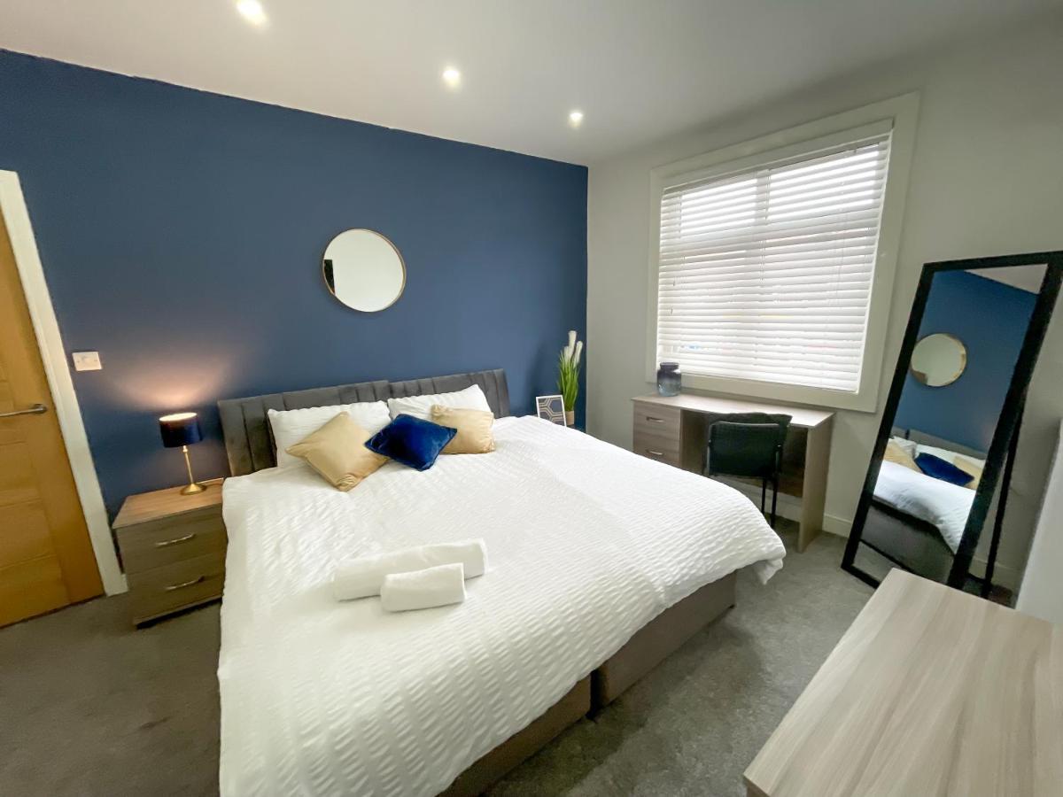 Apartment Spacious 2bed With Free Parking! 15min To & Christie Nhs