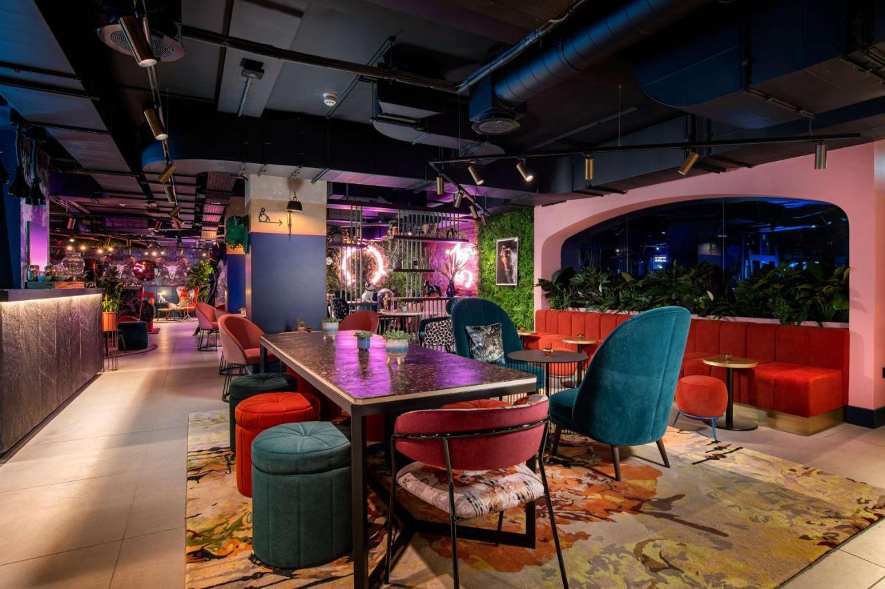 Hotel Yotel Deansgate 4*