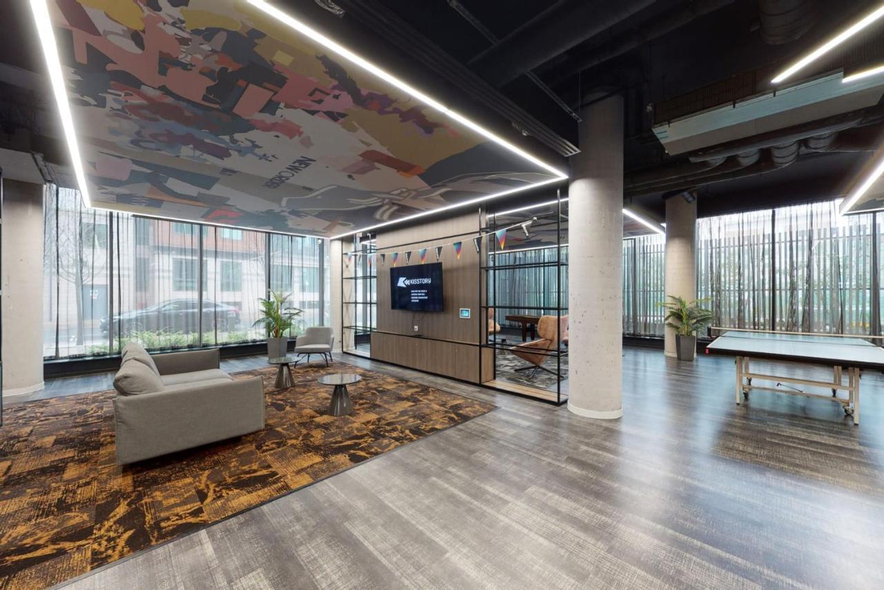 Canvas Apartment *