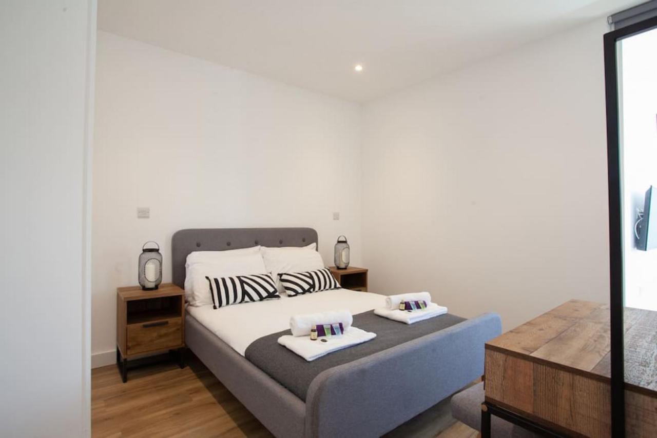Pillo Serviced - Arena Apartment Manchester