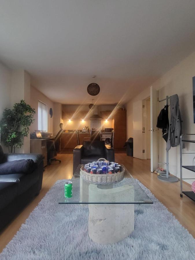 Apartment Living 2 Bedroom 2 Bathroom In Deansgate M1