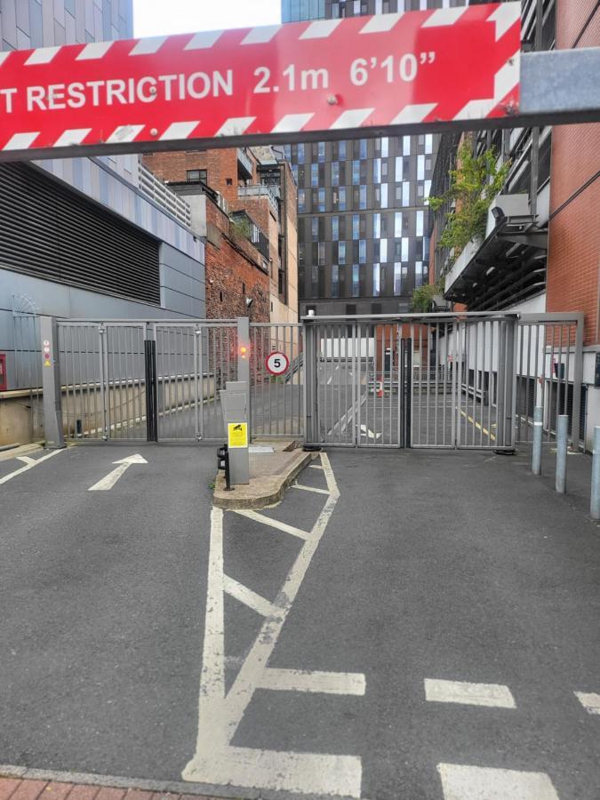 Living 2 Bedroom 2 Bathroom In Deansgate M1 Apartment *