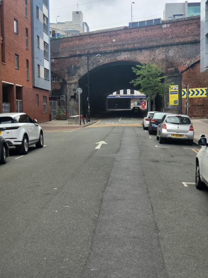 Apartment Living 2 Bedroom 2 Bathroom In Deansgate M1 Manchester