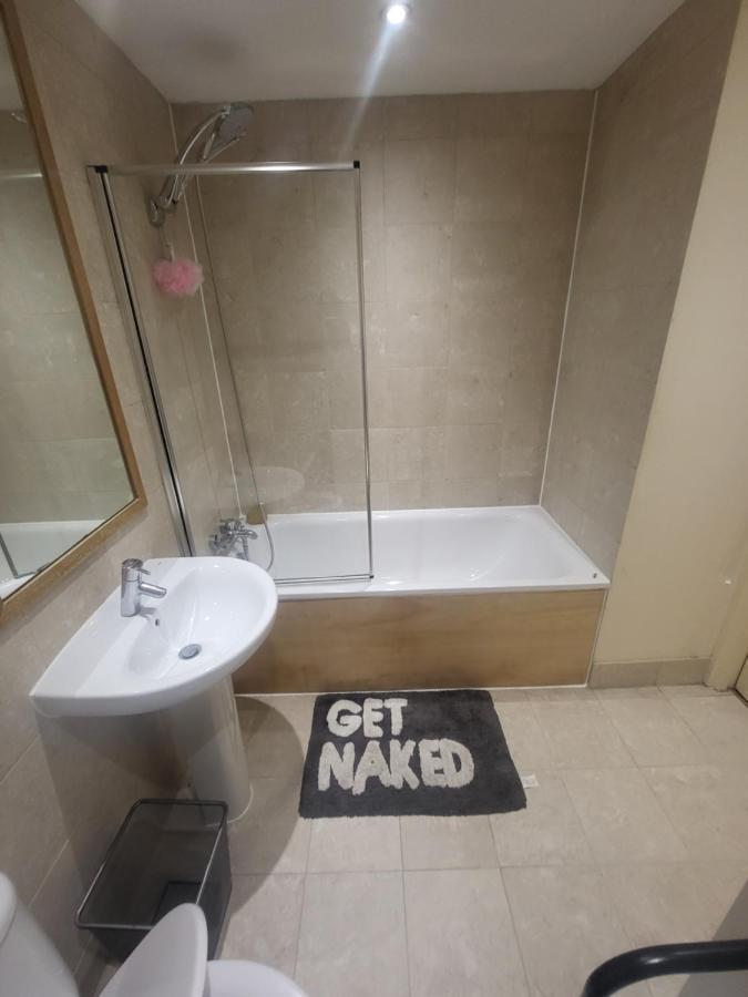 Living 2 Bedroom 2 Bathroom In Deansgate M1 * Manchester