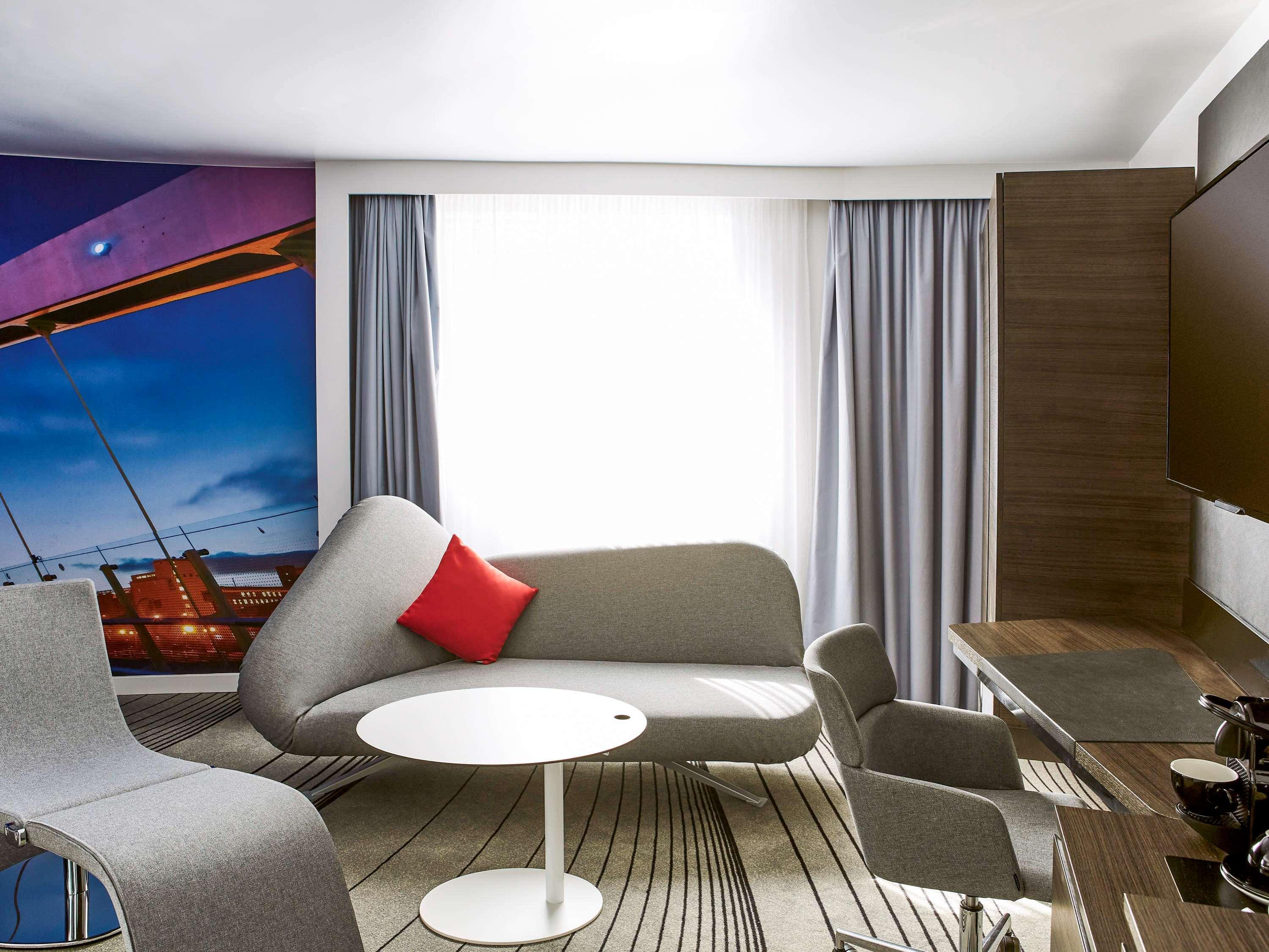 Hotel Novotel Centre 4*