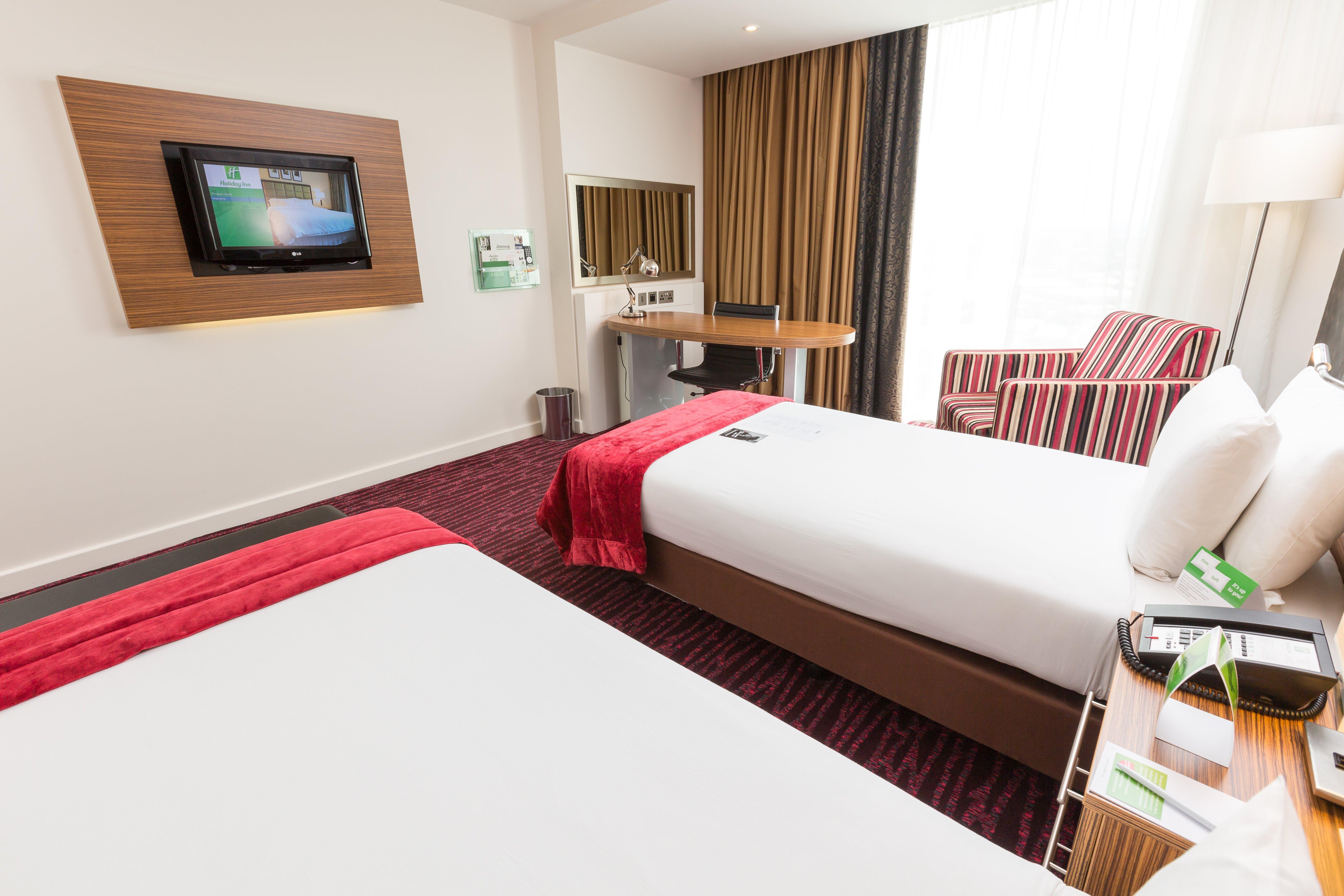 Hotel Manchester-mediacityuk By Ihg 4*