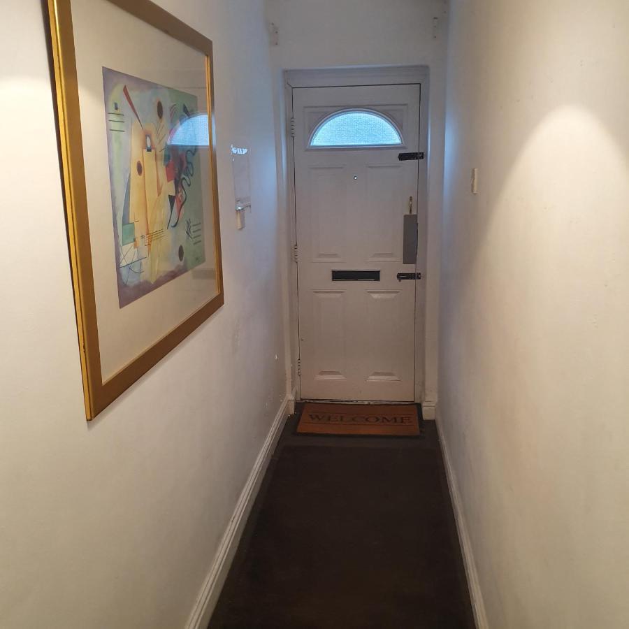 Guest house Swinton Manchester