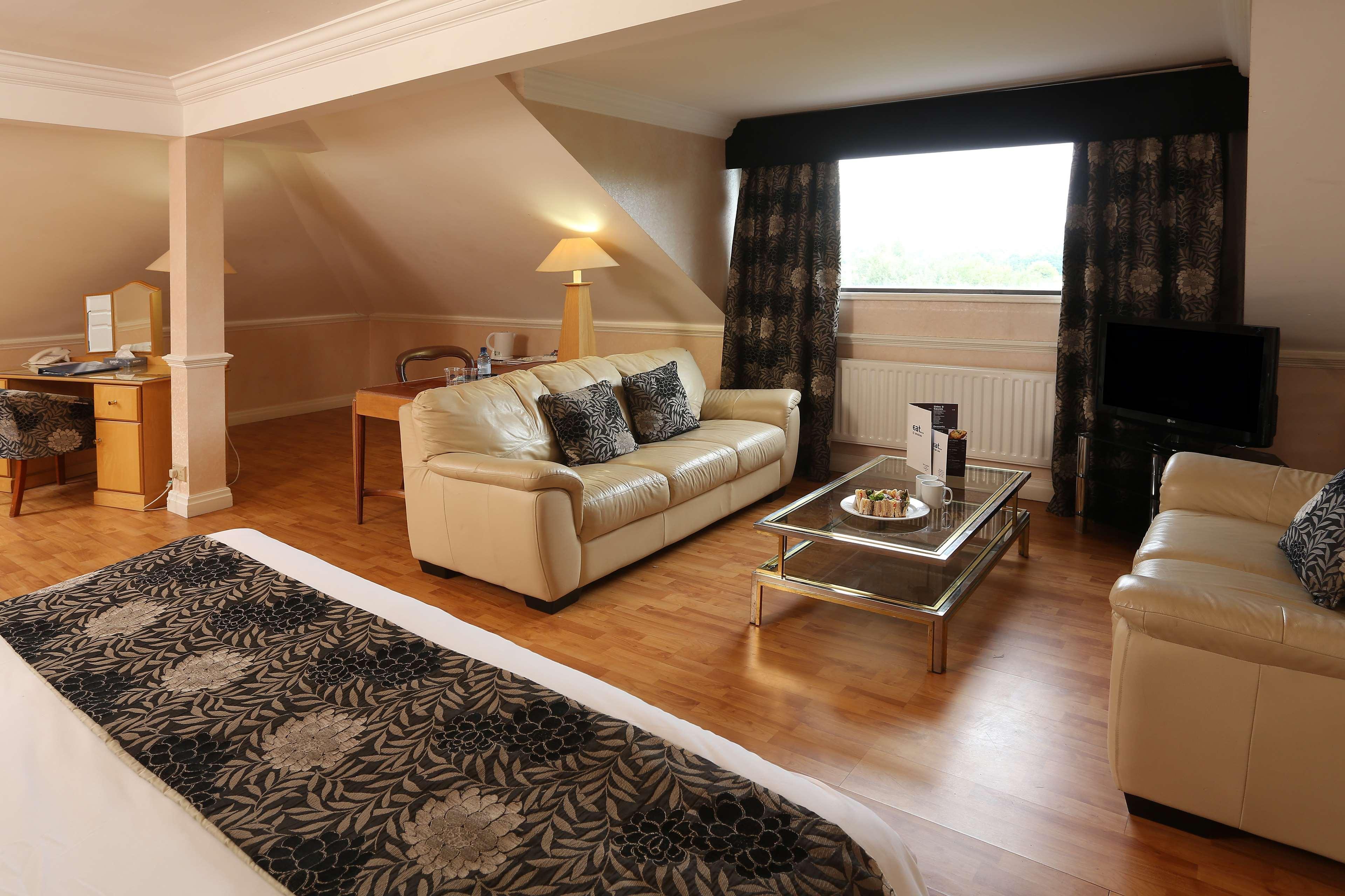 - - Oldham By Ihg